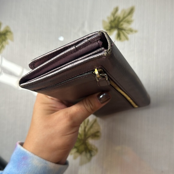 Prada Saffiano leather metallic purple wallet with COA and box - Picture 9 of 14